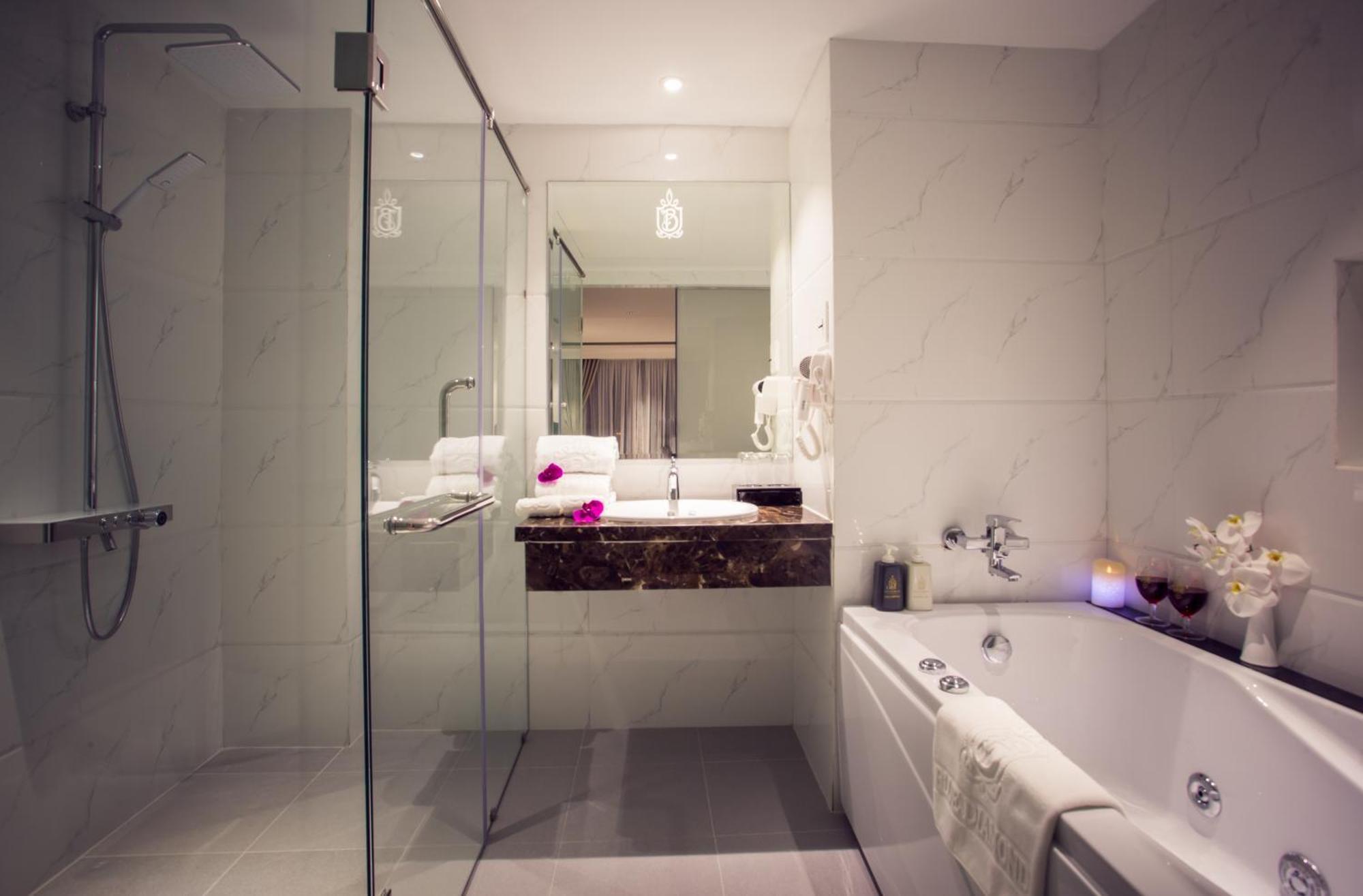 Nicecy Suite Hotel & Spa Ho Chi Minh City Exterior photo